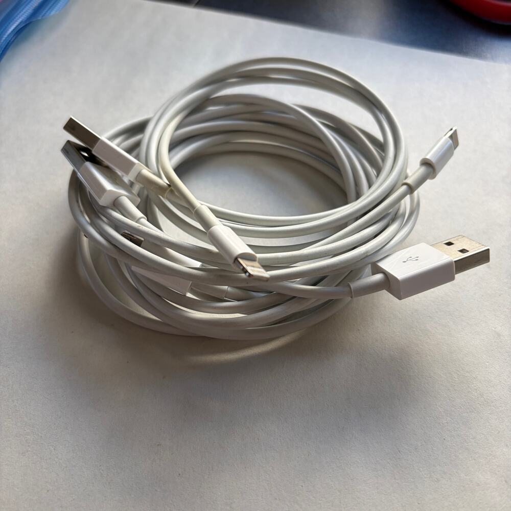 iPhone 12 Accessory Bundle Charging Lightning Cords Screen Protector Headphones - Picture 4 of 8